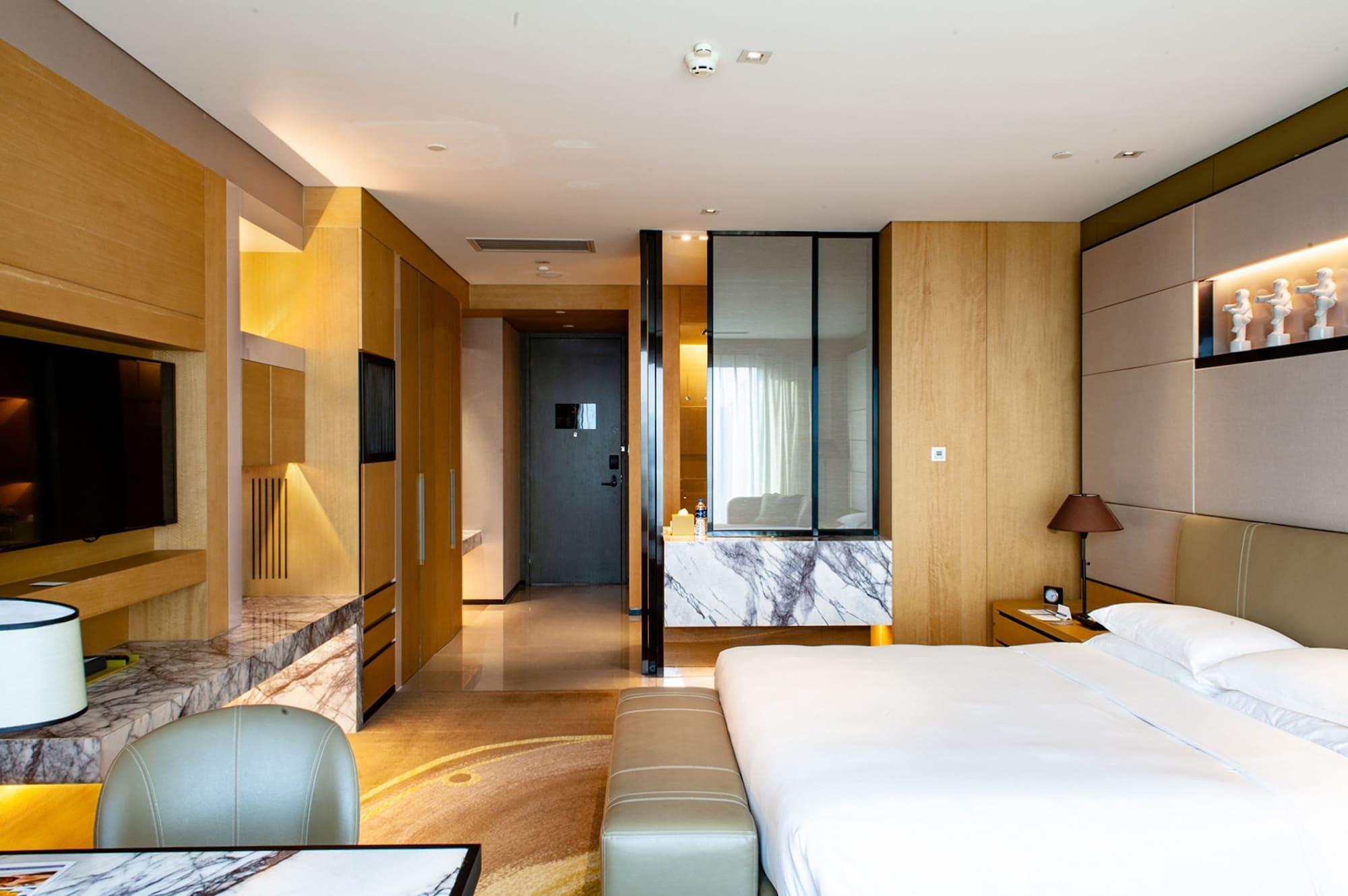 Hyatt Regency Tianjin East Hotel Exterior photo