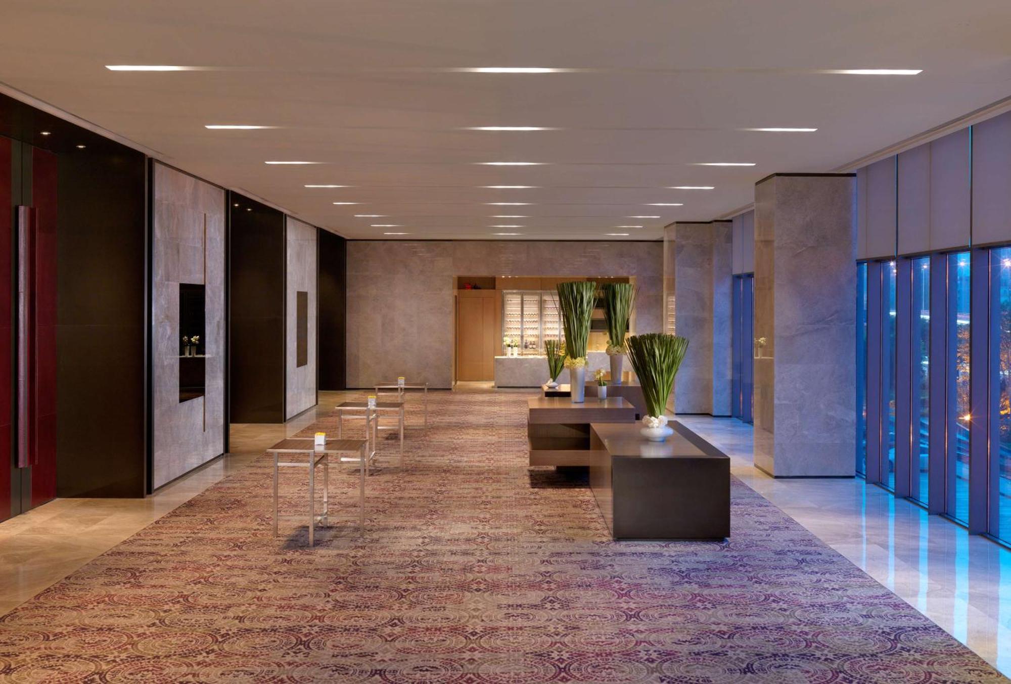 Hyatt Regency Tianjin East Hotel Exterior photo
