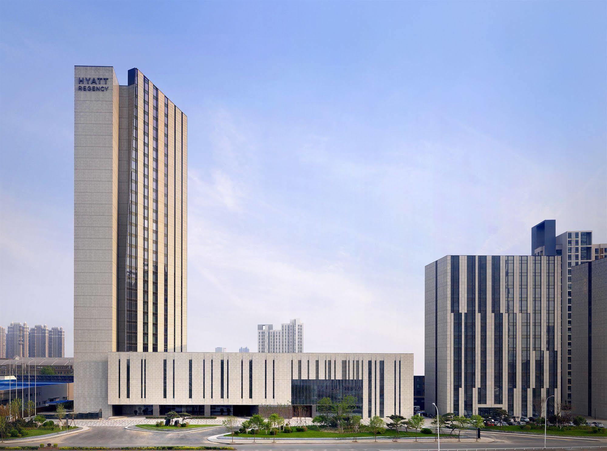 Hyatt Regency Tianjin East Hotel Exterior photo