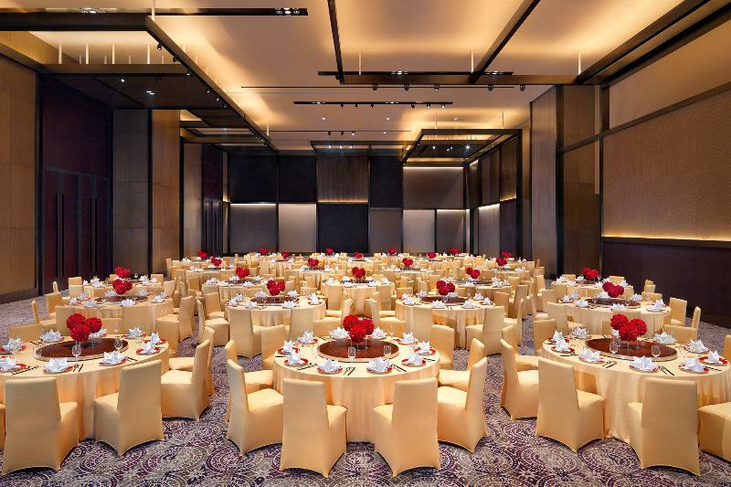 Hyatt Regency Tianjin East Hotel Exterior photo